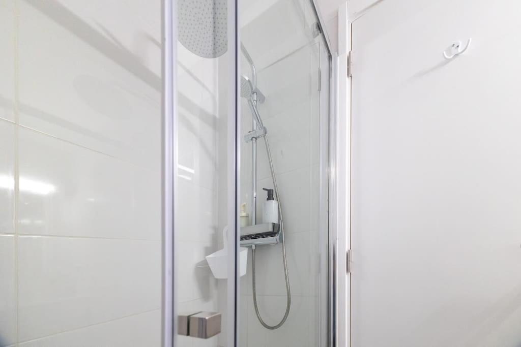 Modern 3 Bedroom Flat In Lisboa Exterior foto